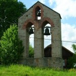 Dzwonnica przykościelna wybudowana przed I wojną światową