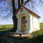 Kapliczka Pstrągowa Środek